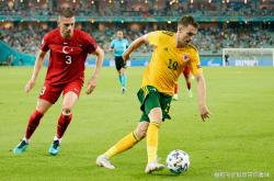 英雄联盟总决赛门票-土耳其淘汰波兰，欧国联杯赛晋级八强