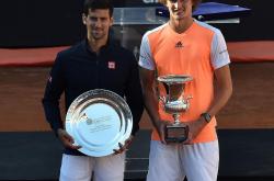 英雄联盟总决赛赛程-拉沃尔杯逆转年终总决赛，兹维列夫关键制胜