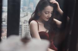 英雄联盟总决赛2025-铁血独行侠啃下硬仗，冰霜哈登稳定如钟表