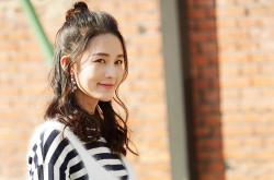 英雄联盟总决赛-孤胆英雄的逆天改命与平民黑马的灵魂共振，从莫德里奇到尼日利亚，足球世界两种奇迹的唯一性