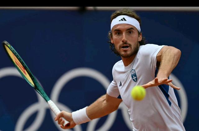 澳网逆转温网，西西帕斯刷新纪录