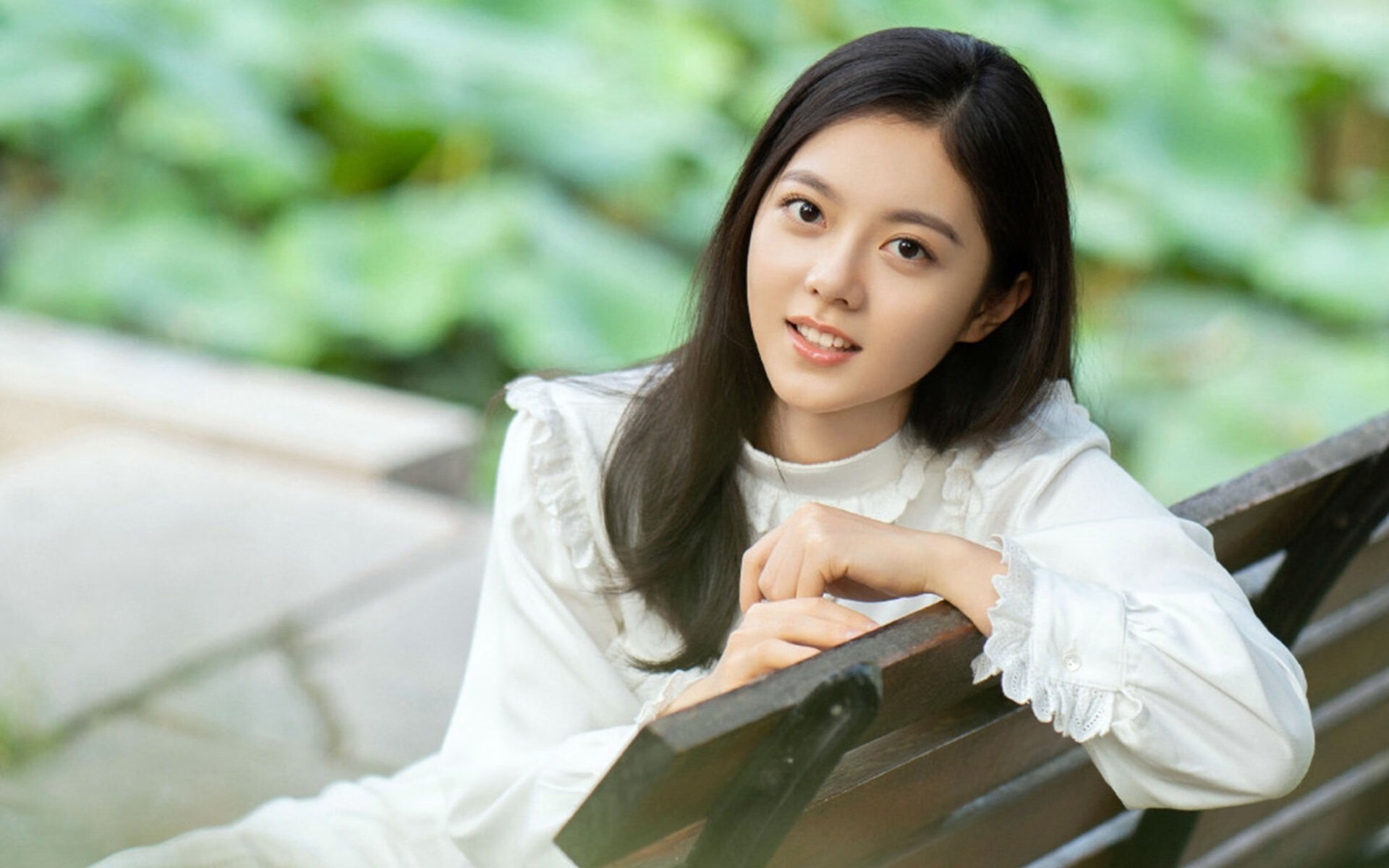 黄喜灿梅开二度！乌克兰惨败莱比锡红牛，亚洲巨星闪耀欧洲