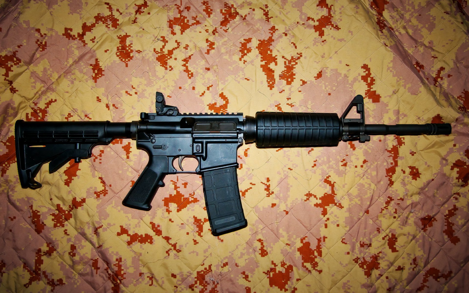 欧冠半决赛焦点战,魔术队施展魔法,逆转活塞晋级决赛