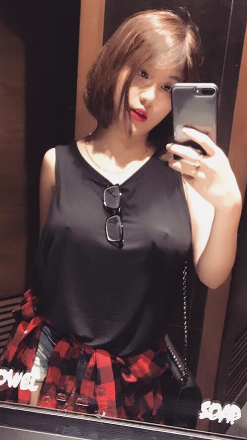 赛道诗人与篮球先知，当街道赛的胎痕遇见塔图姆的脉搏